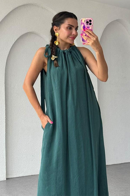 Marisol Tensel Omuzdan Bağlamalı Elbise-Zümrüt