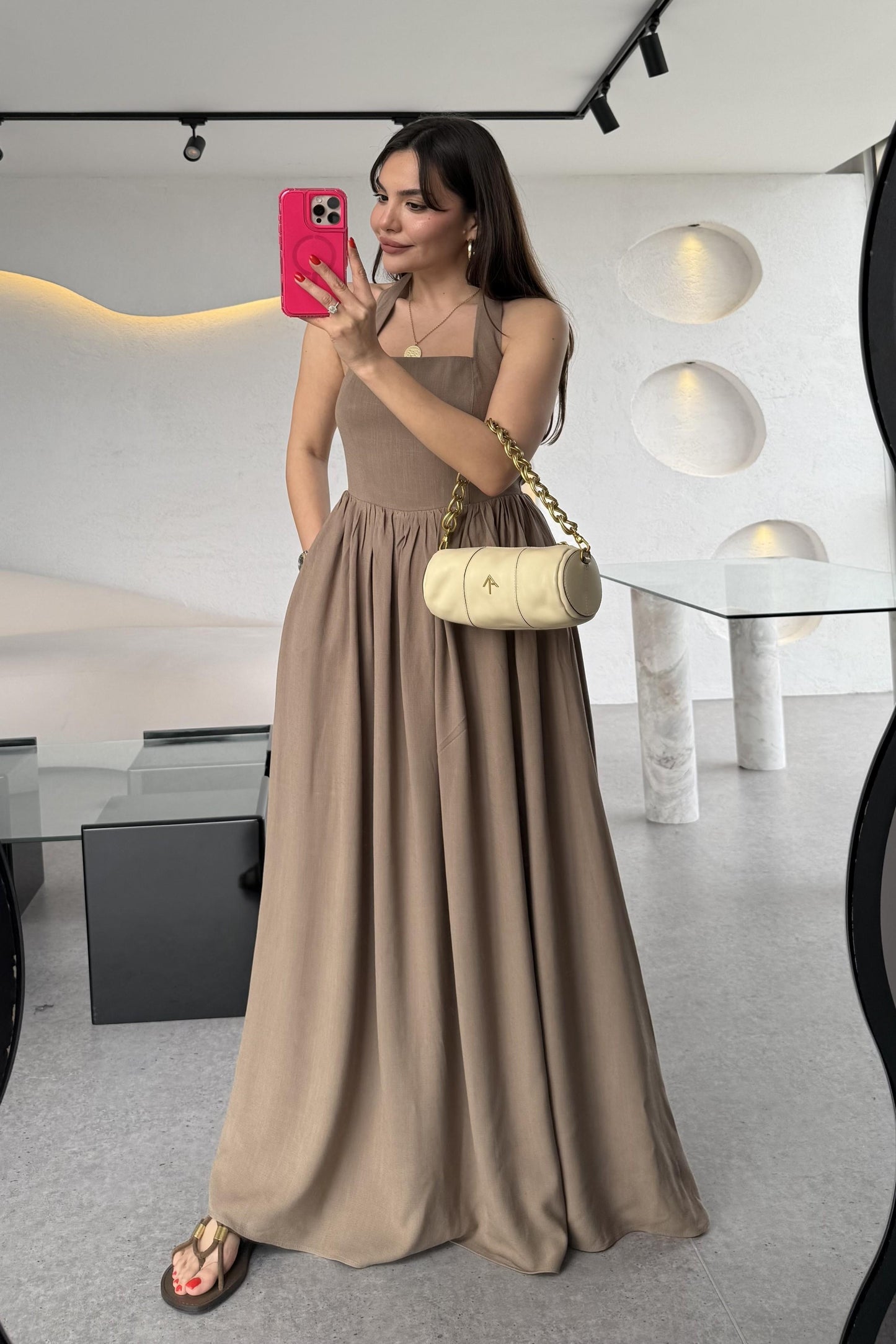 Mayra Kahve Boyundan Bağlamalı Keten Astarlı Elbise