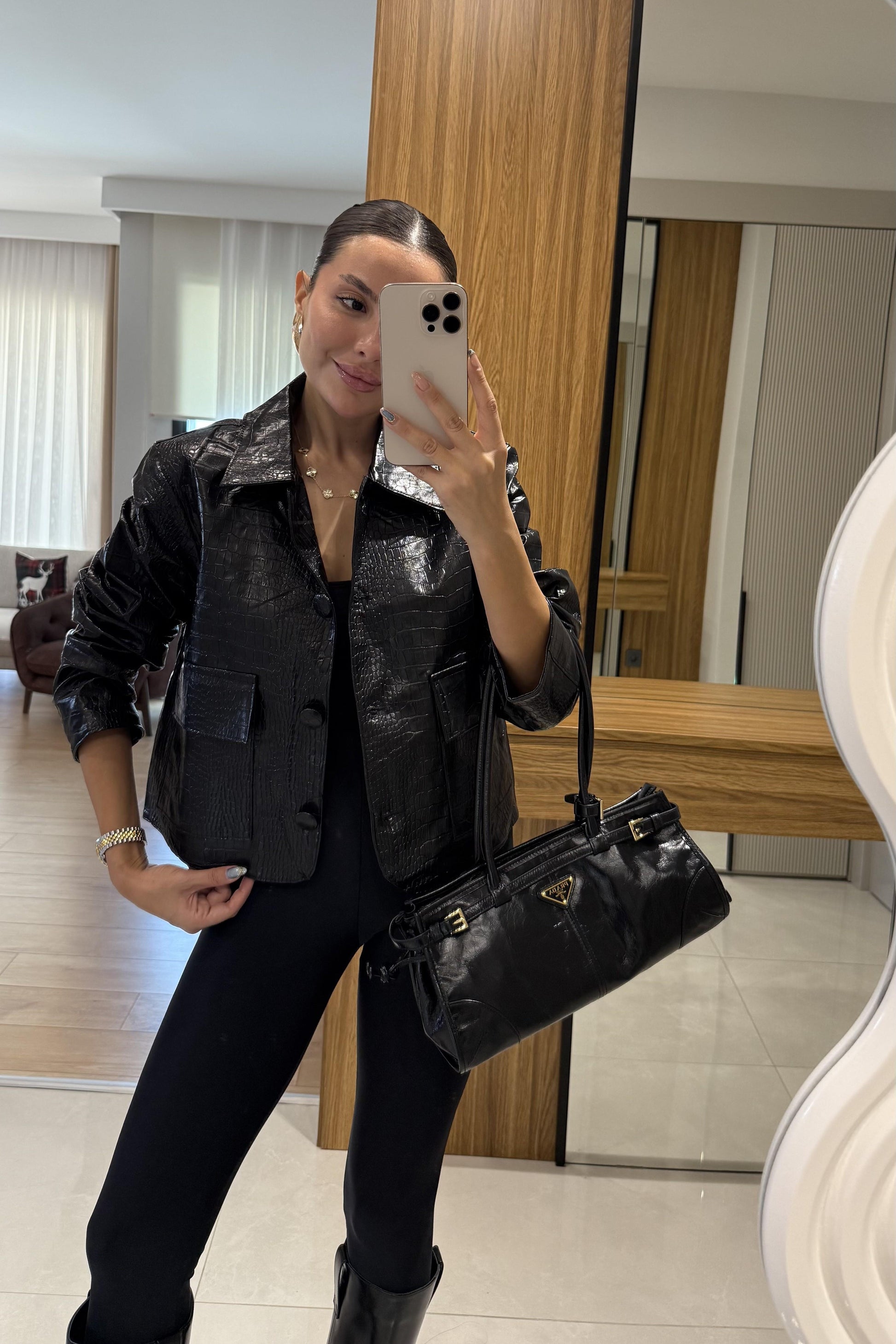 Meria Siyah Krokodil Dokulu Ceket