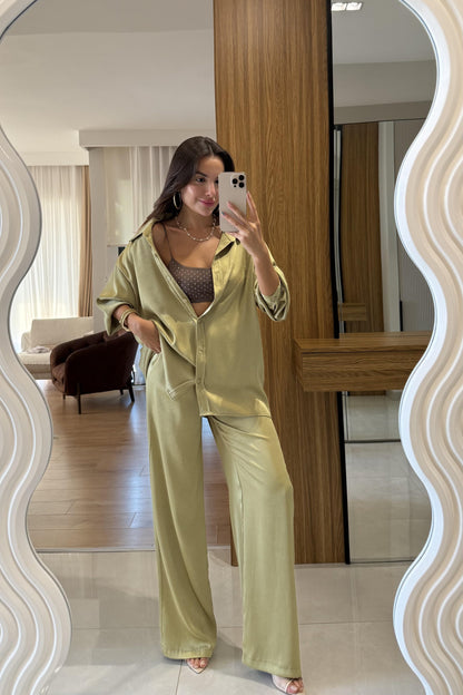 Pury Yeşil Saten Dokulu Takım