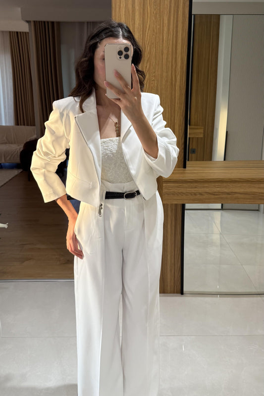 Minza Beyaz Fermuarlı Blazer Ceket
