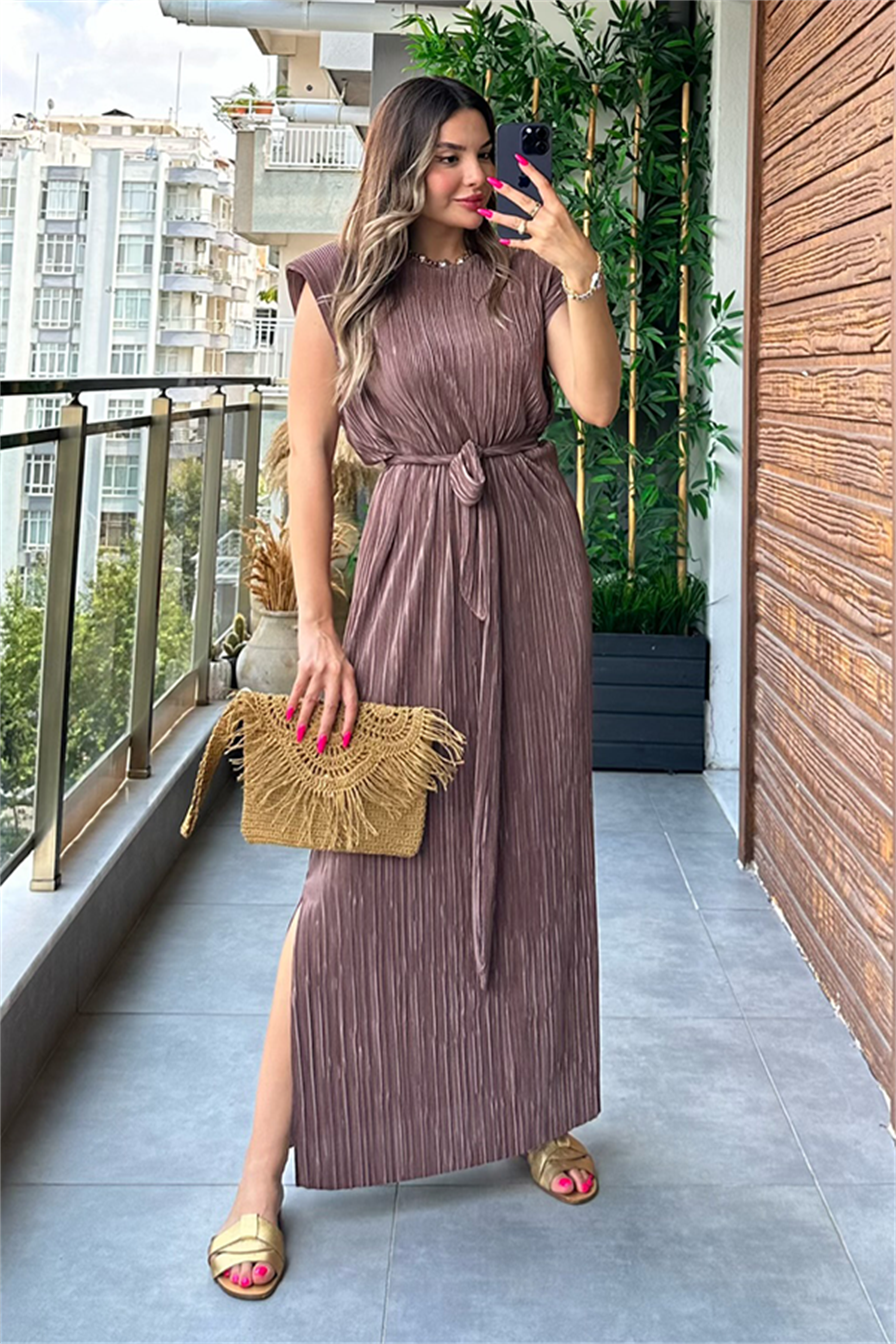 Miranda kırinkıl vatkalı kalem elbise -Sütlü Kahve