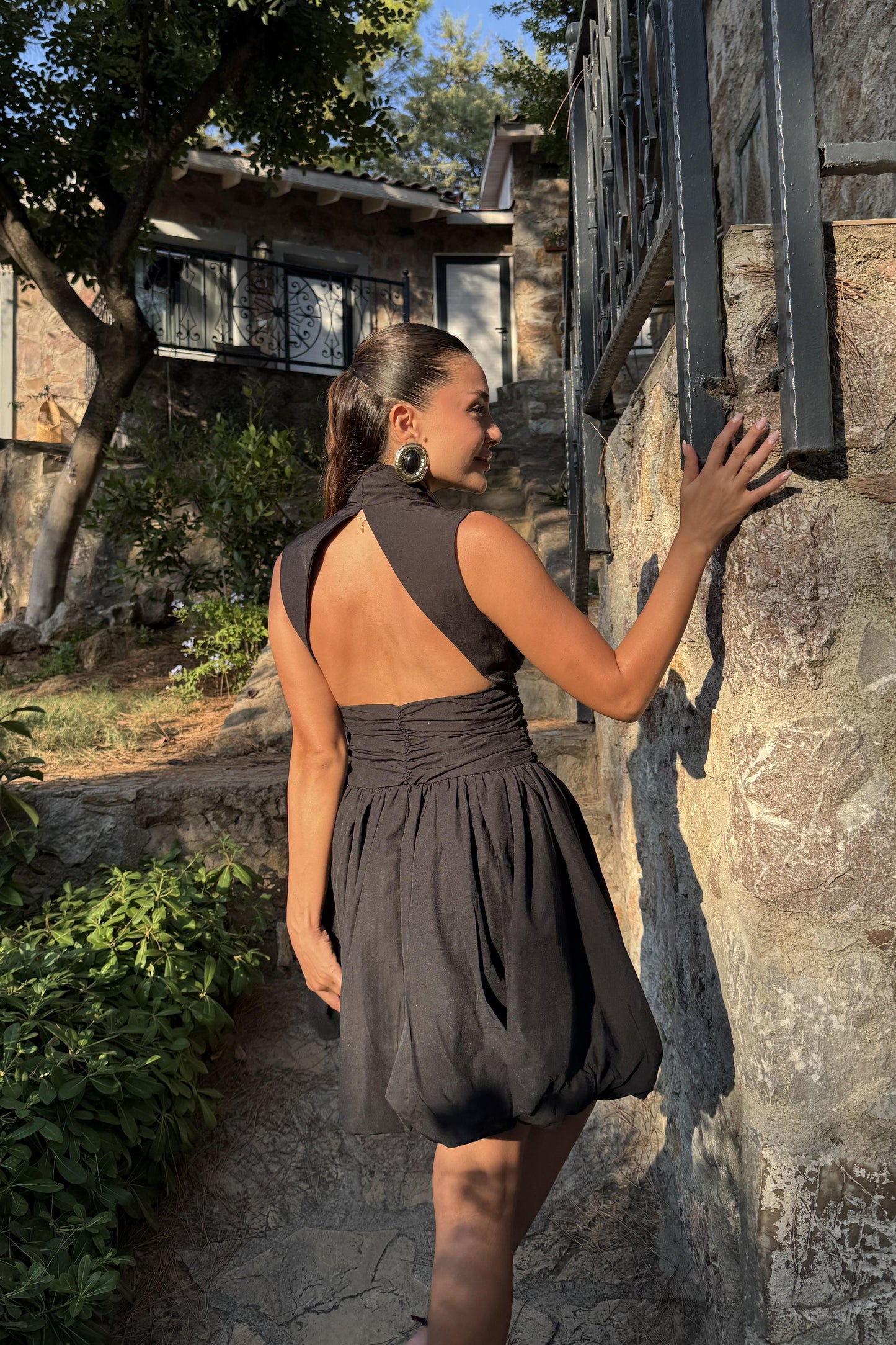 Mirelda Siyah Gold Düğmeli Elbise