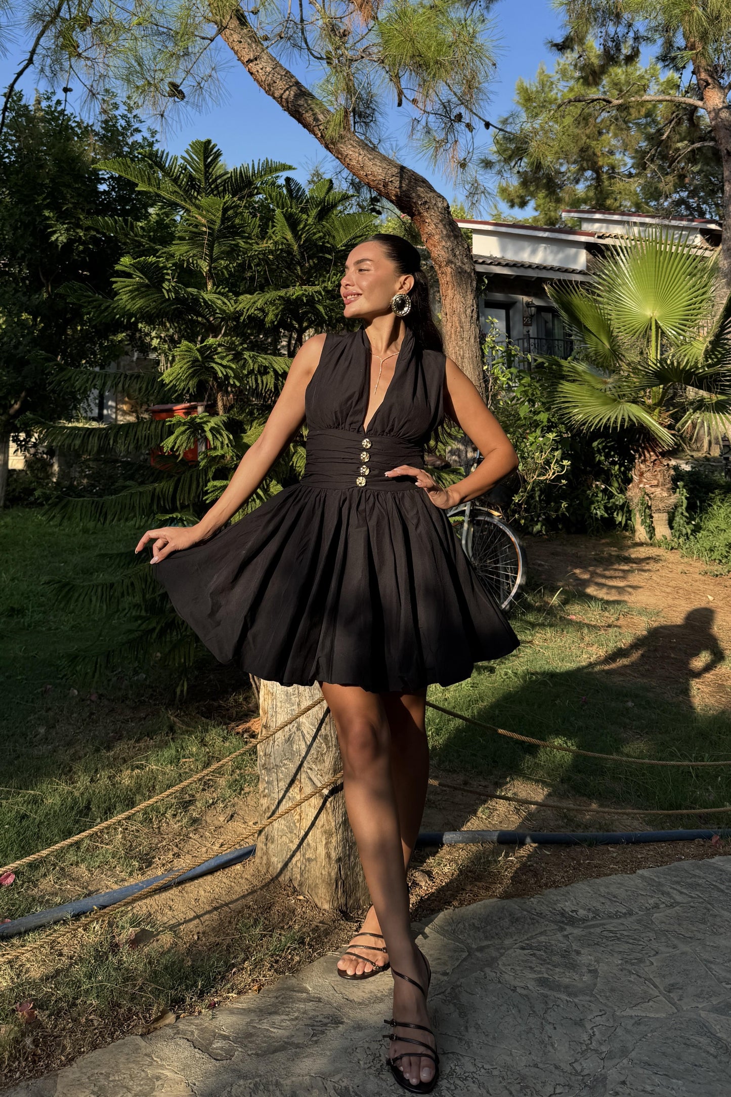 Mirelda Siyah Gold Düğmeli Elbise