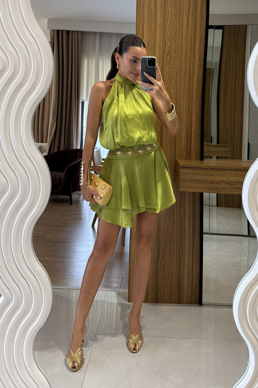 Moroni Yeşil Belden Oturtmalı Volanlı Mini Elbise