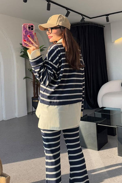 Mysie Koyu Lacivert Şeritli Triko Takım