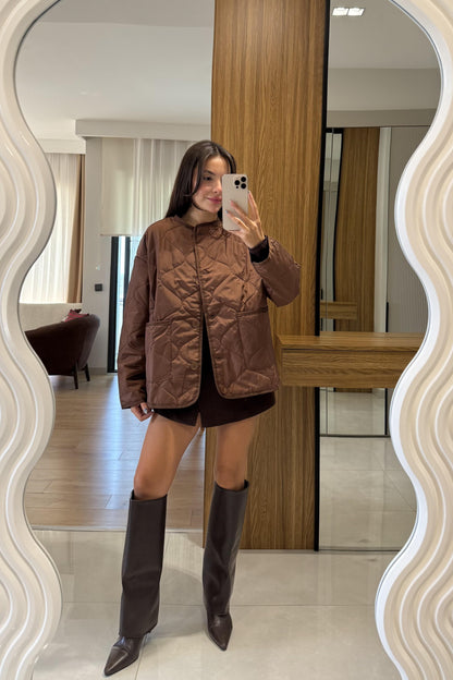 Nadja Kahve Kapitone Mont