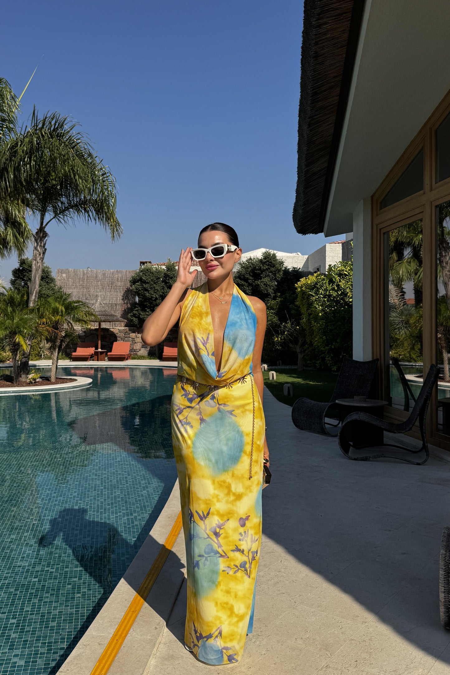 Layla Sarı Desenli Sırt Dekolteli Elbise