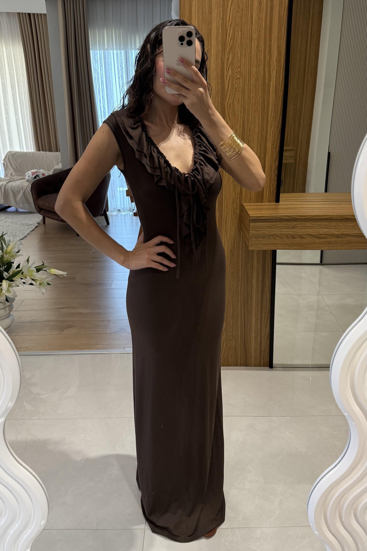 Nasci Kahve Önden Fırfırlı Uzun Elbise