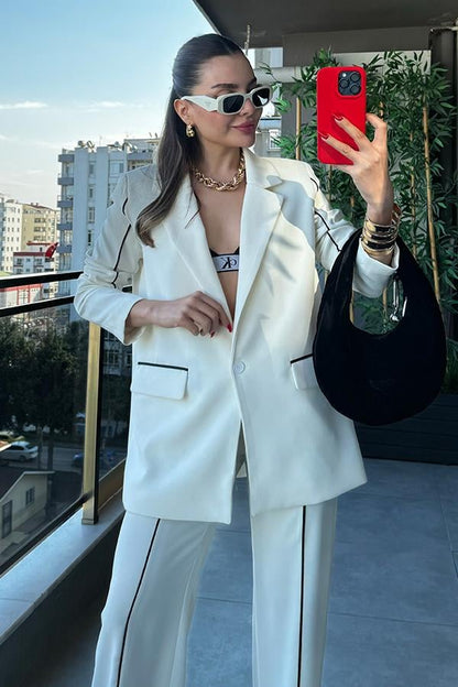 Natassha Çizgi Detaylı Beyaz Tasarım Takım