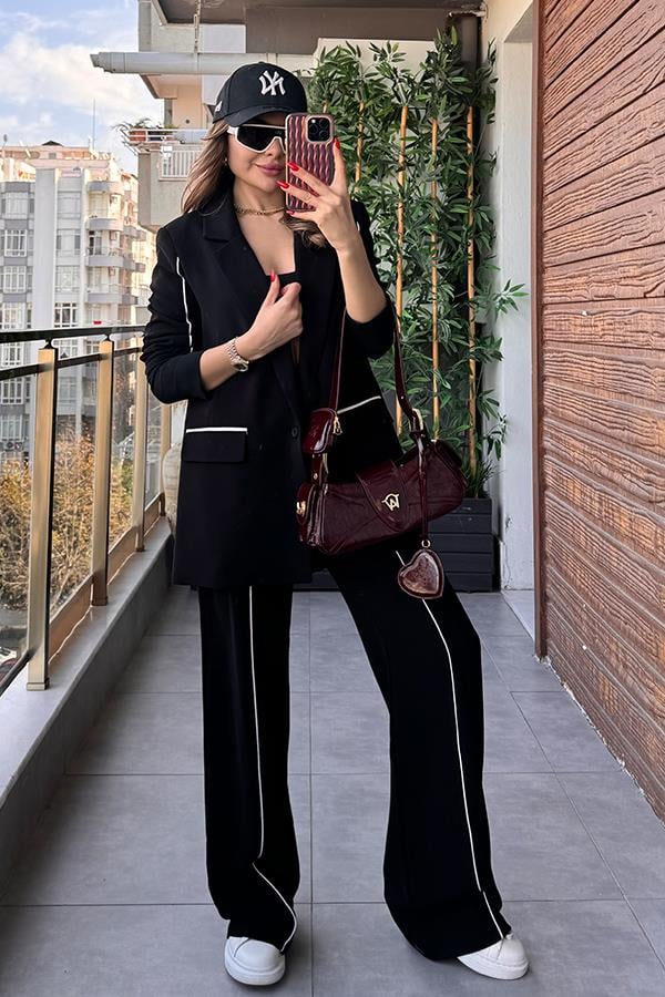 Natassha Çİzgi Detaylı Siyah Tasarım Takım