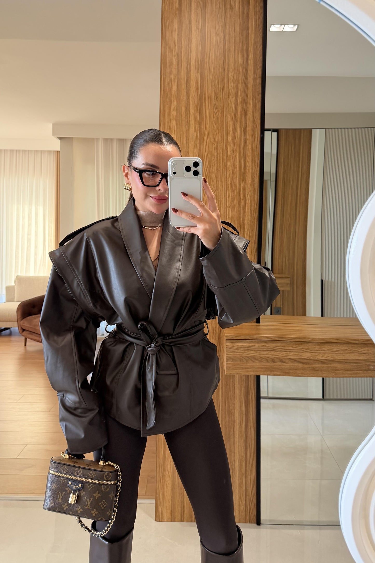 Newyork Acı Kahve Tasarım Kuşaklı Deri Ceket