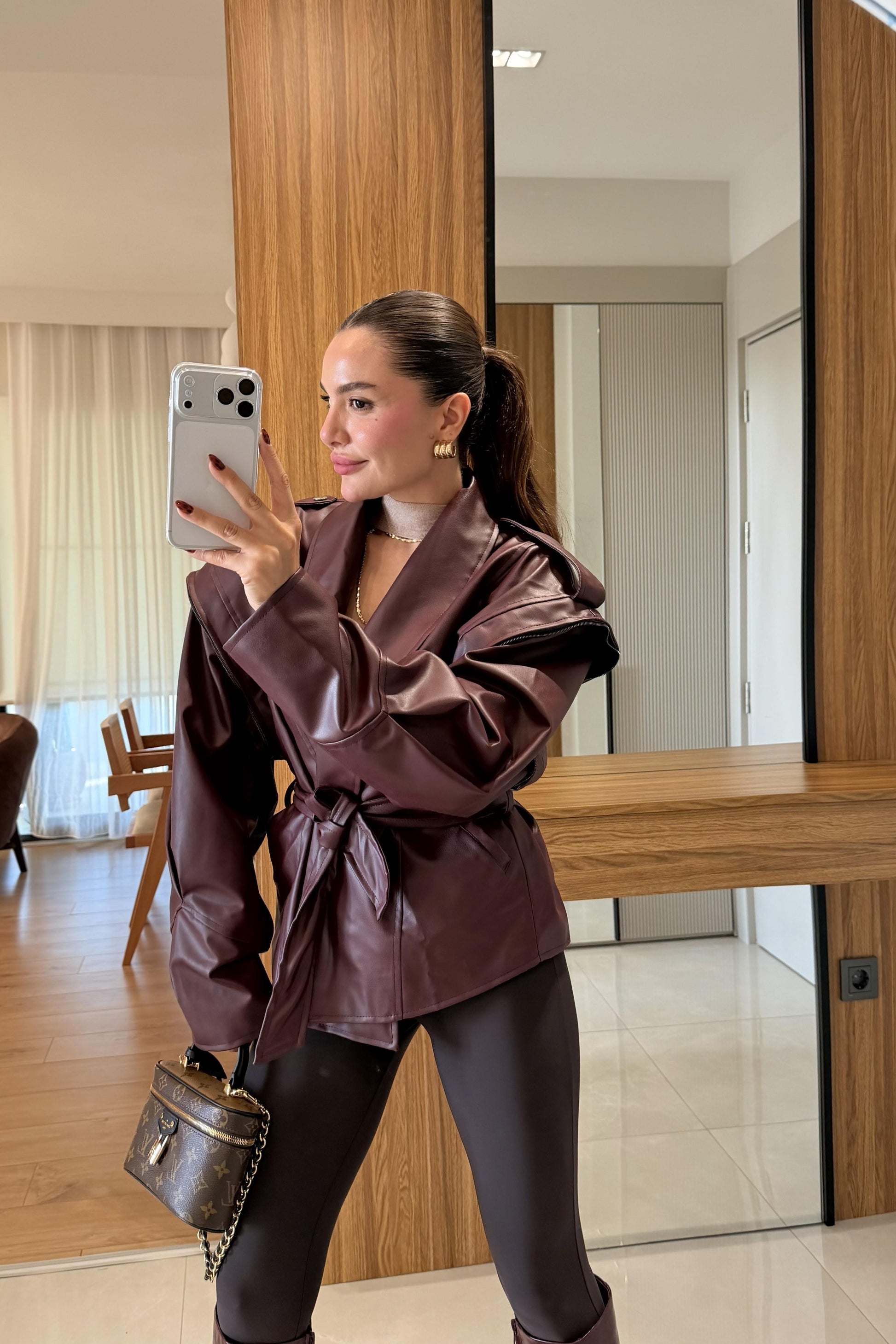 Newyork Bordo Tasarım Kuşaklı Deri Ceket