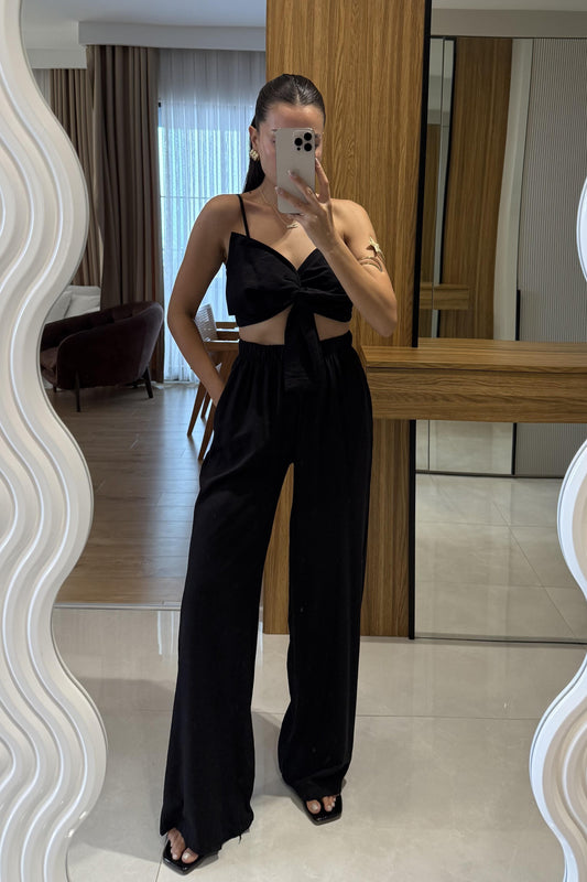 Nichol Siyah Fiyonklu Crop Pantolon Takım