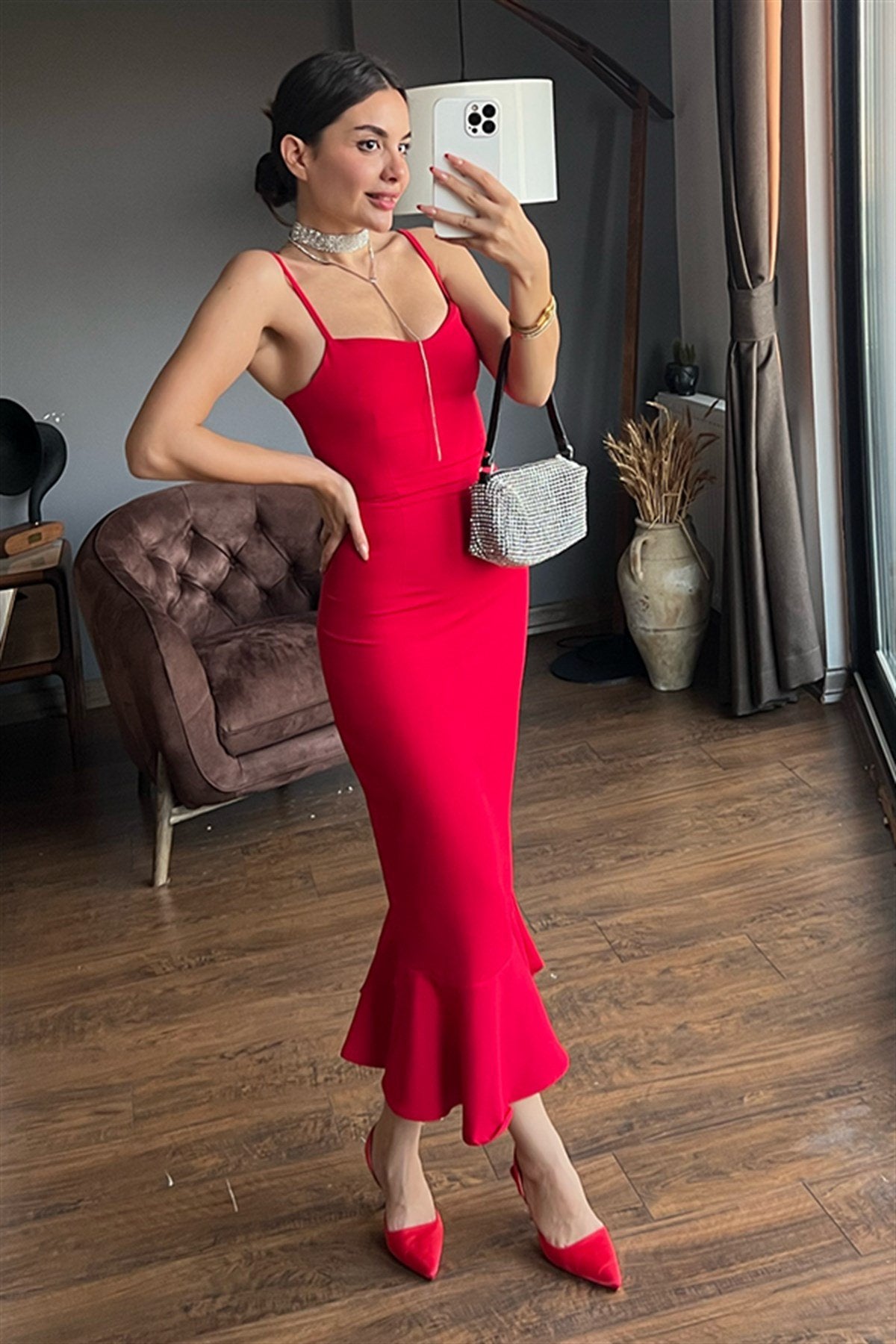 Nora ince askılı kırmızı kalem elbise