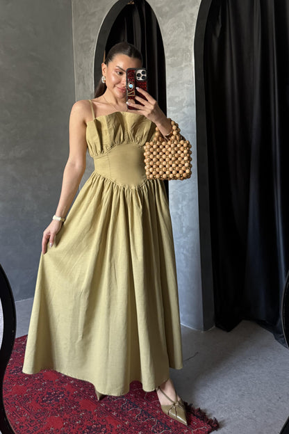 Novella Yağ Yeşili Askılı Keten Elbise