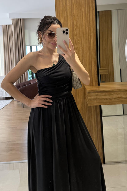 Oslo Siyah Tek Omuz Modal Elbise