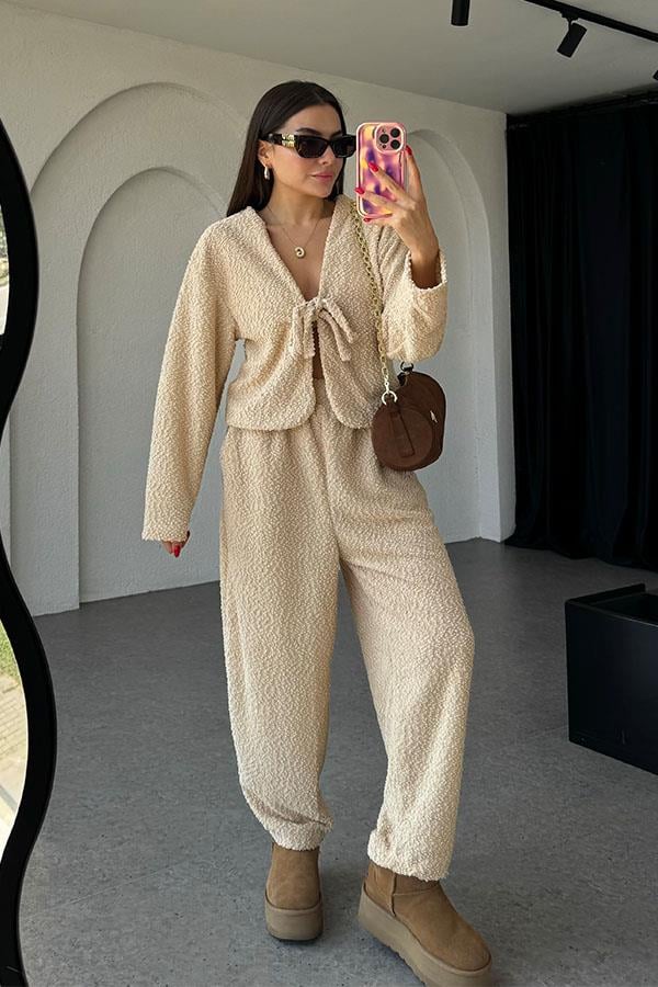 Otis Bağlamalı Dokulu Krem Takım