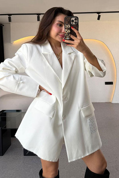 Pablo Beyaz Cebi Yazılı Blazer Ceket