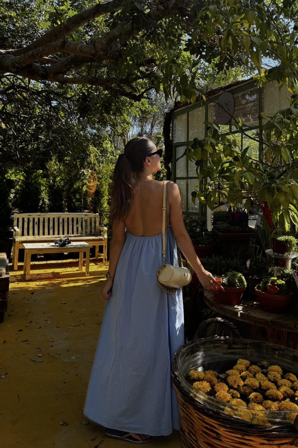 Paola Mavi Sırt Dekolteli Maxi Elbise