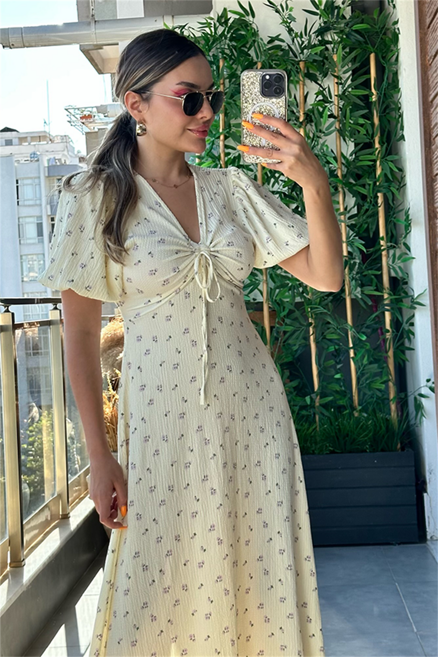 Papaya sarı çiçekli çıtır elbise