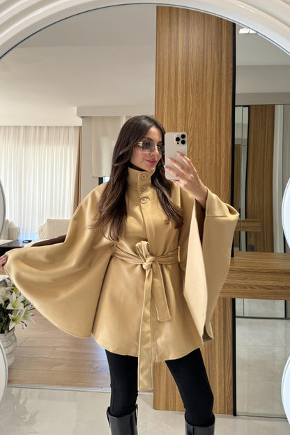 Perolas Camel Kemer Detaylı Kaşe Panço