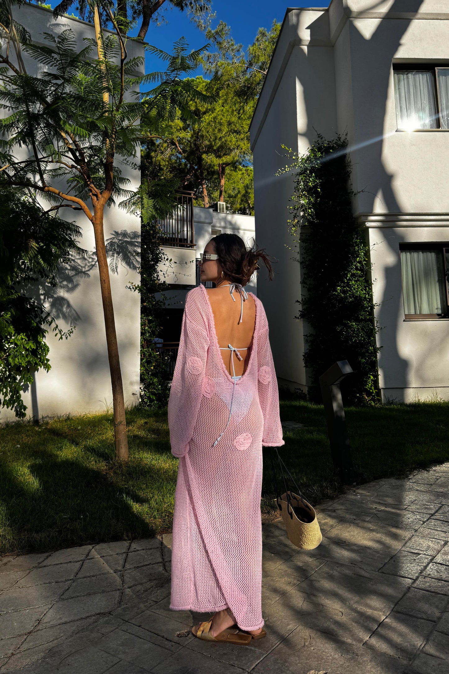 Pinko Gül Detaylı Ajurlu Plaj Elbisesi