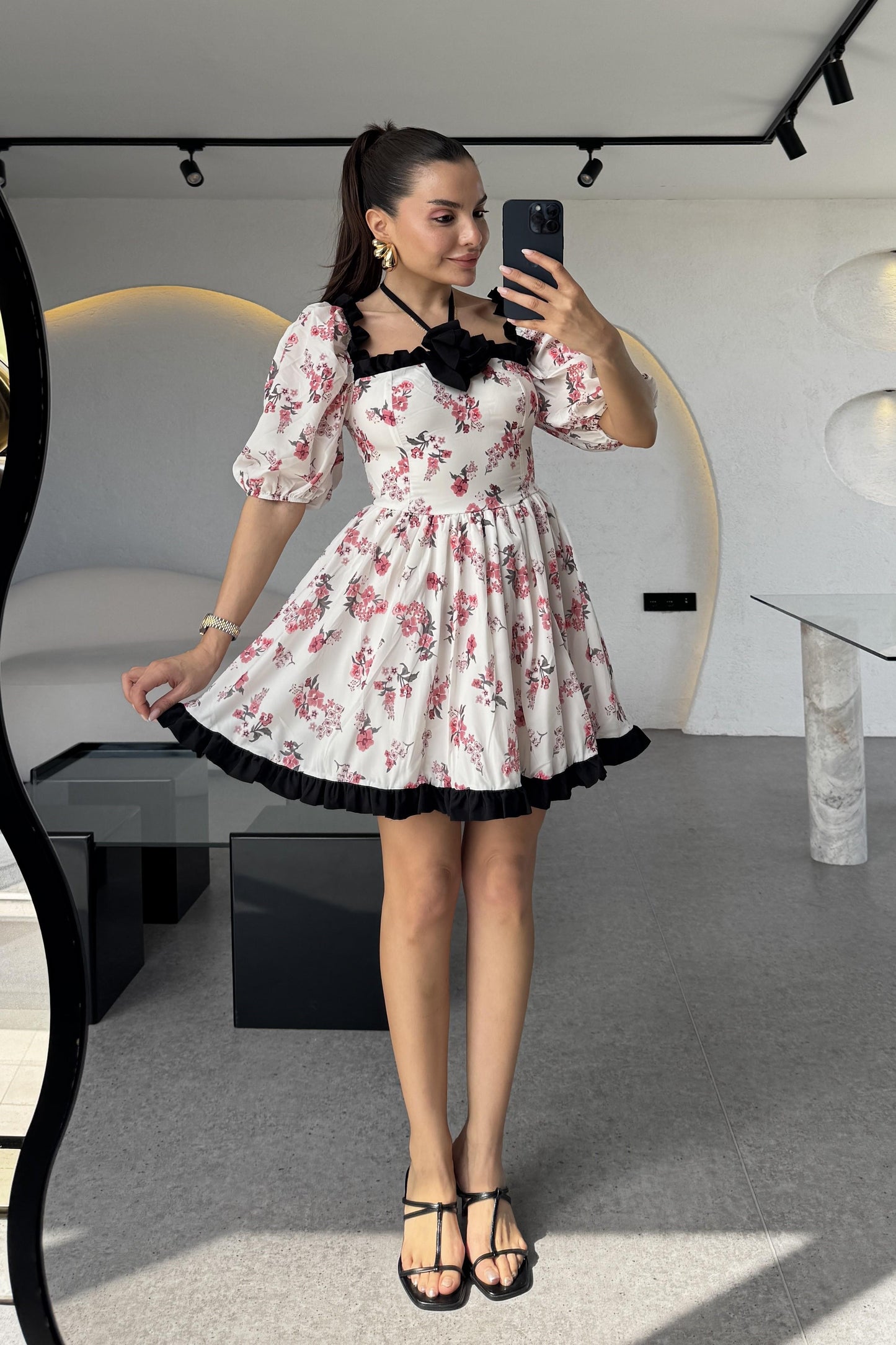 Pinku Çiçekli Tasarım Elbise