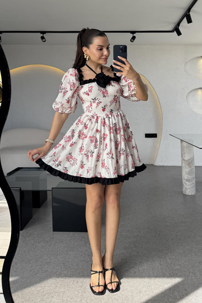 Pinku Çiçekli Tasarım Elbise