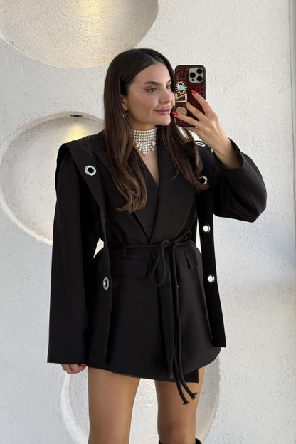 Polinya Siyah Bağlamalı Tasarım Ceket