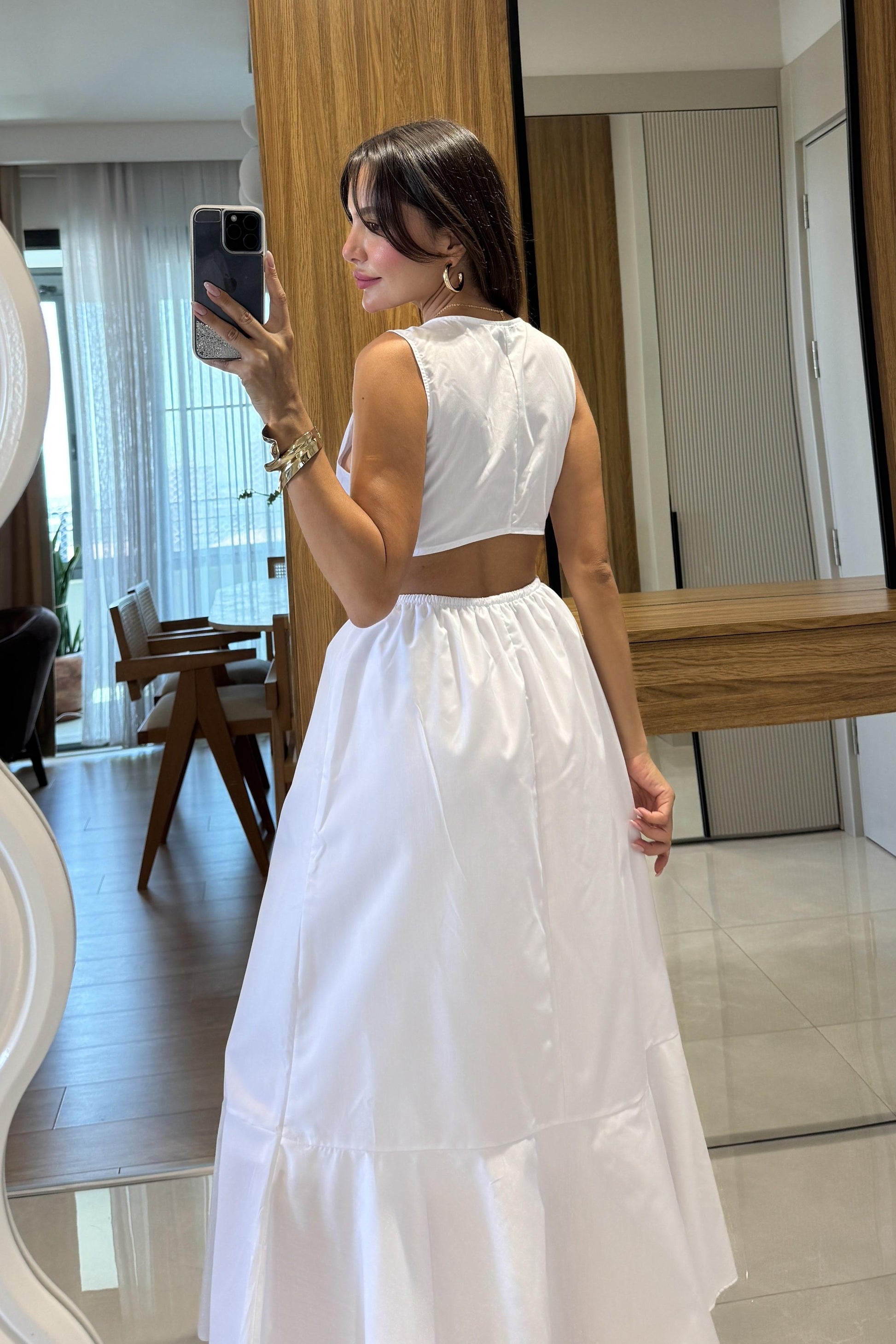 Purayn Beyaz Halkalı Bel Detaylı V Yaka Uzun Elbise