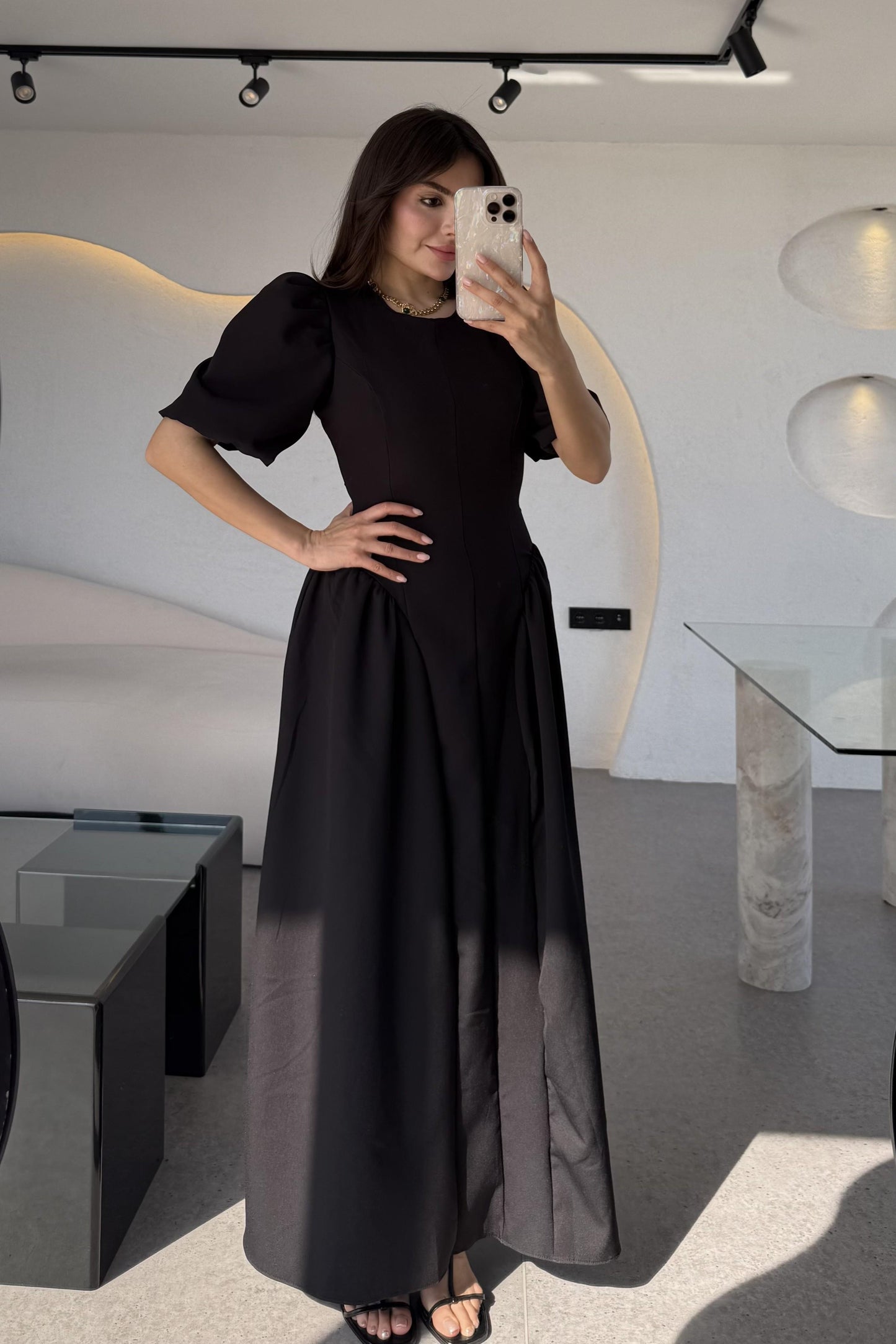 Pyura Siyah Balon Kol Korse Model Elbise