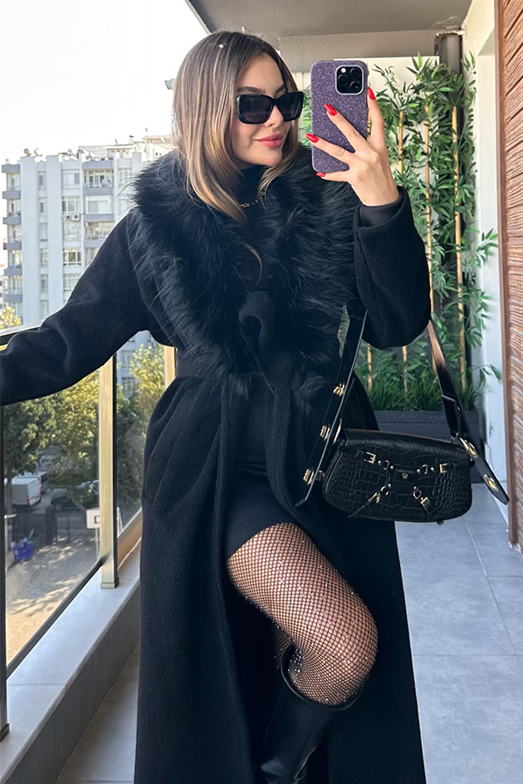 Rachael Kürklü Siyah Kaban