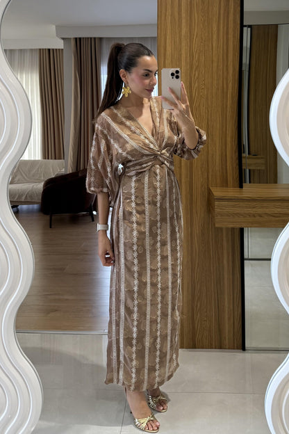 Ravira Kahve Uzun Fistolu Ön Düğümlü Elbise