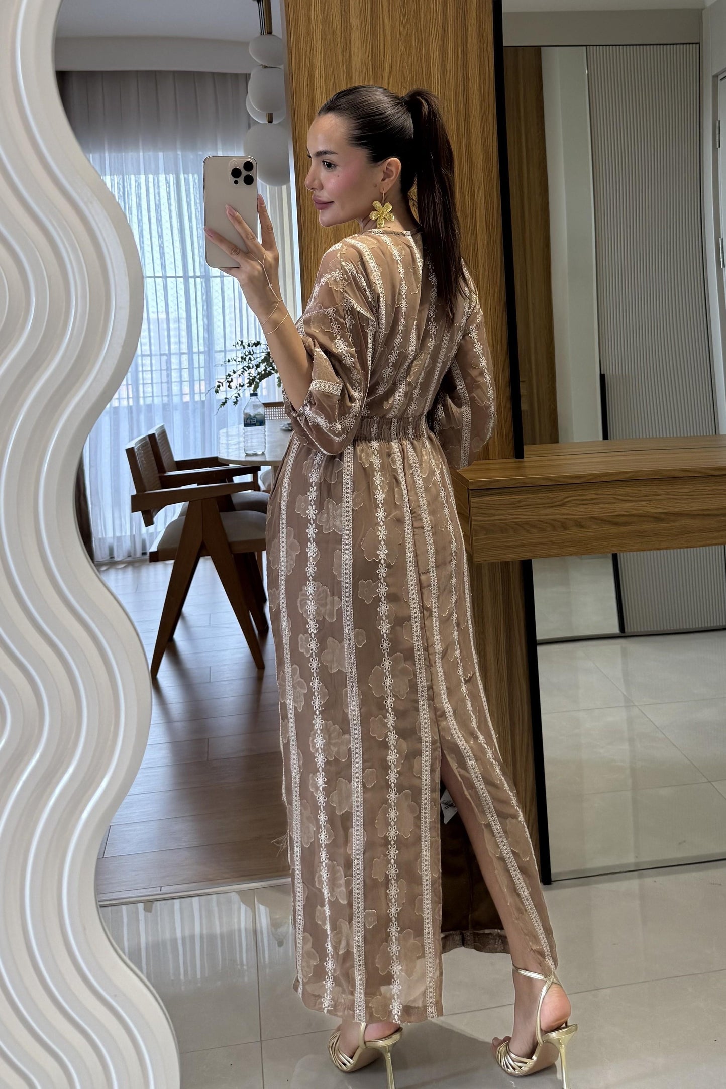 Ravira Kahve Uzun Fistolu Ön Düğümlü Elbise