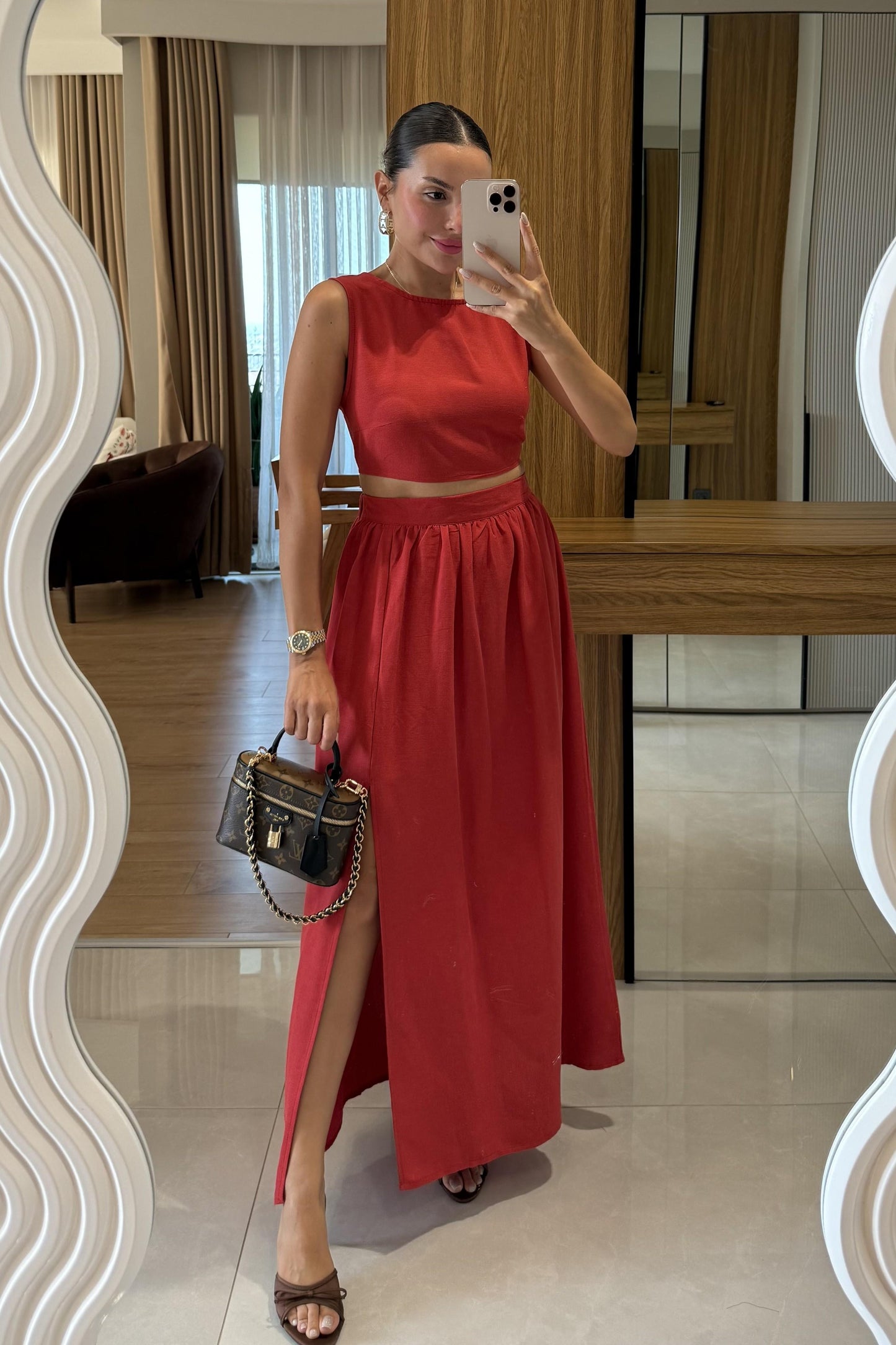 Redna Sırt Detaylı Etekli Takım