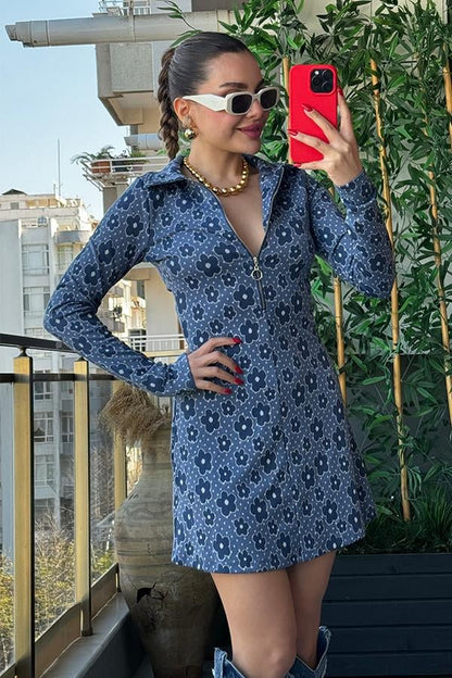 Reina Yakası Fermuarlı Mavi Çiçekli Elbise
