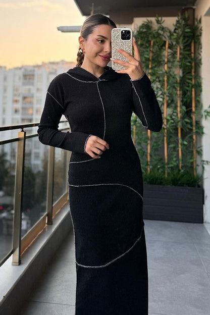 Rese Kontrast Dikişli Kapuşonlu Elbise - Siyah