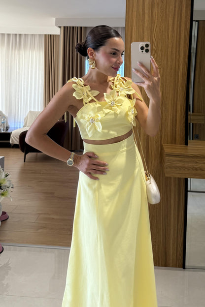 Rita Sarı Çiçekli Çan Etekli Takım