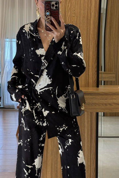 Roar Siyah Beyaz Desenli Takım