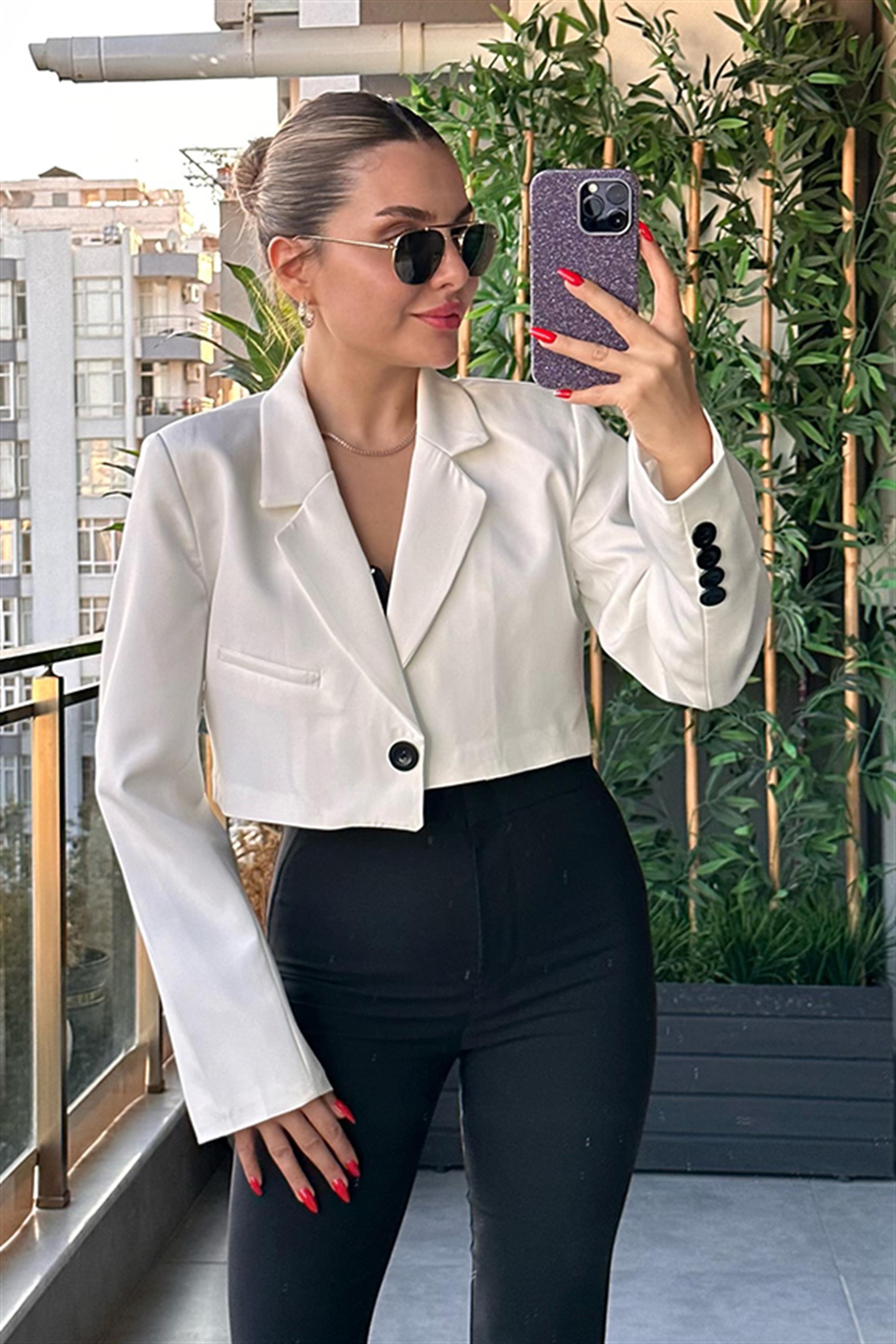 Roksana Beyaz Mini Blazer Ceket