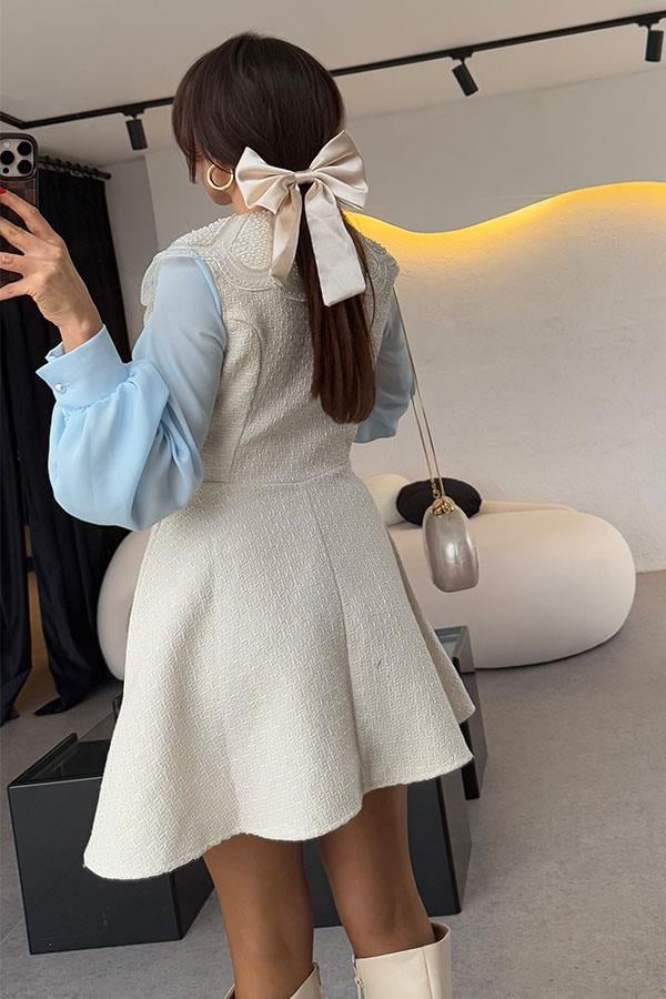 Romona Tüvit Yakası Taşlı İnci Düğmeli Elbise