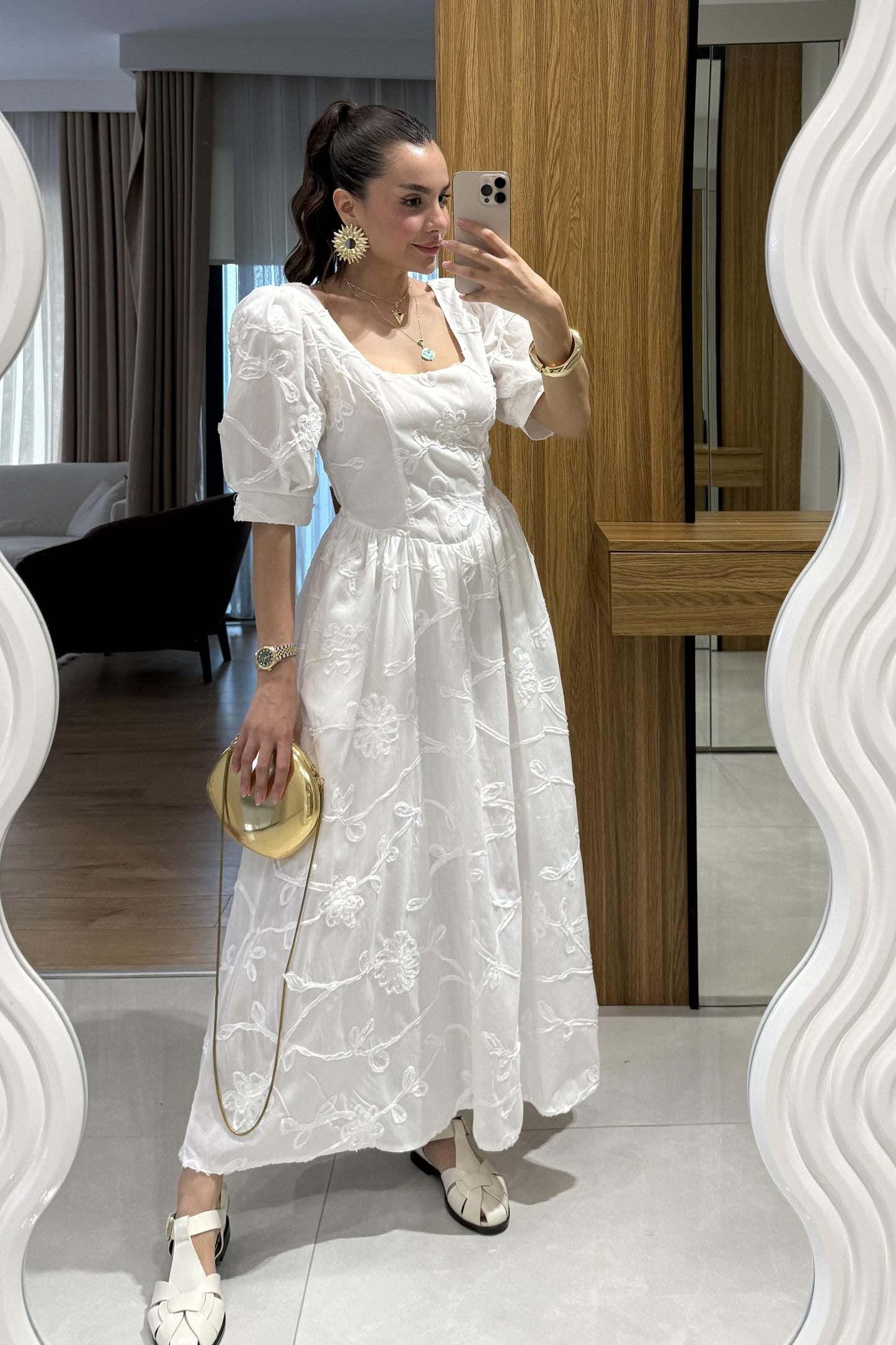 Roselune Beyaz Balon Kol Brode Nakış Elbise