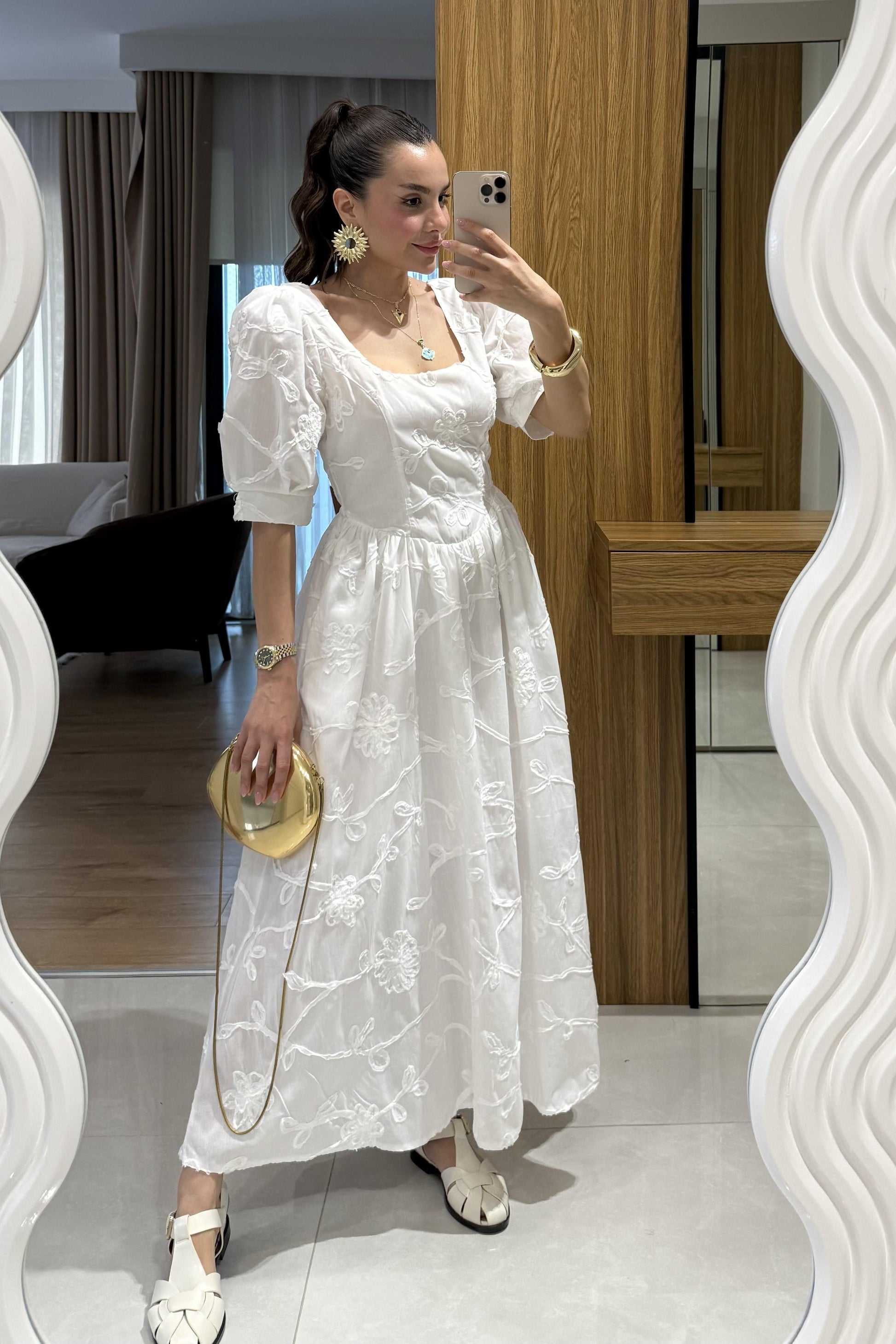 Roselune Beyaz Balon Kol Brode Nakış Elbise