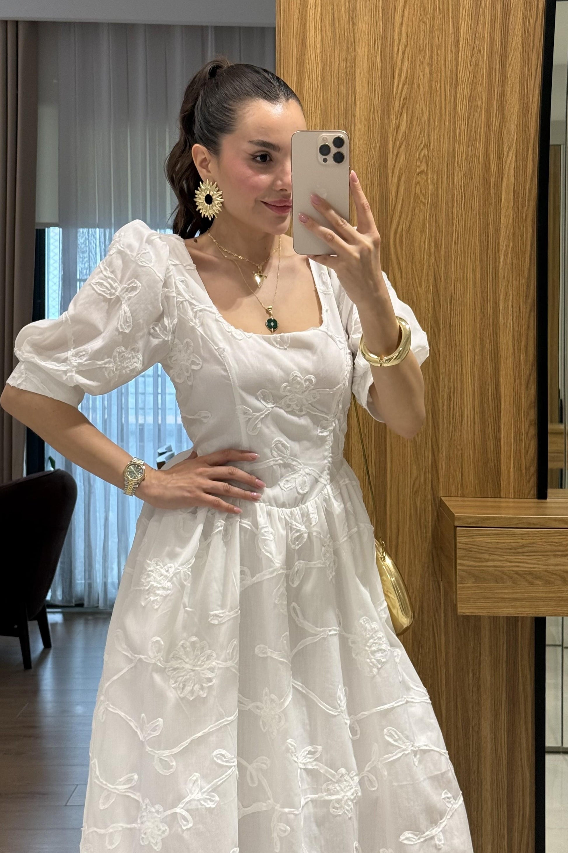 Roselune Beyaz Balon Kol Brode Nakış Elbise