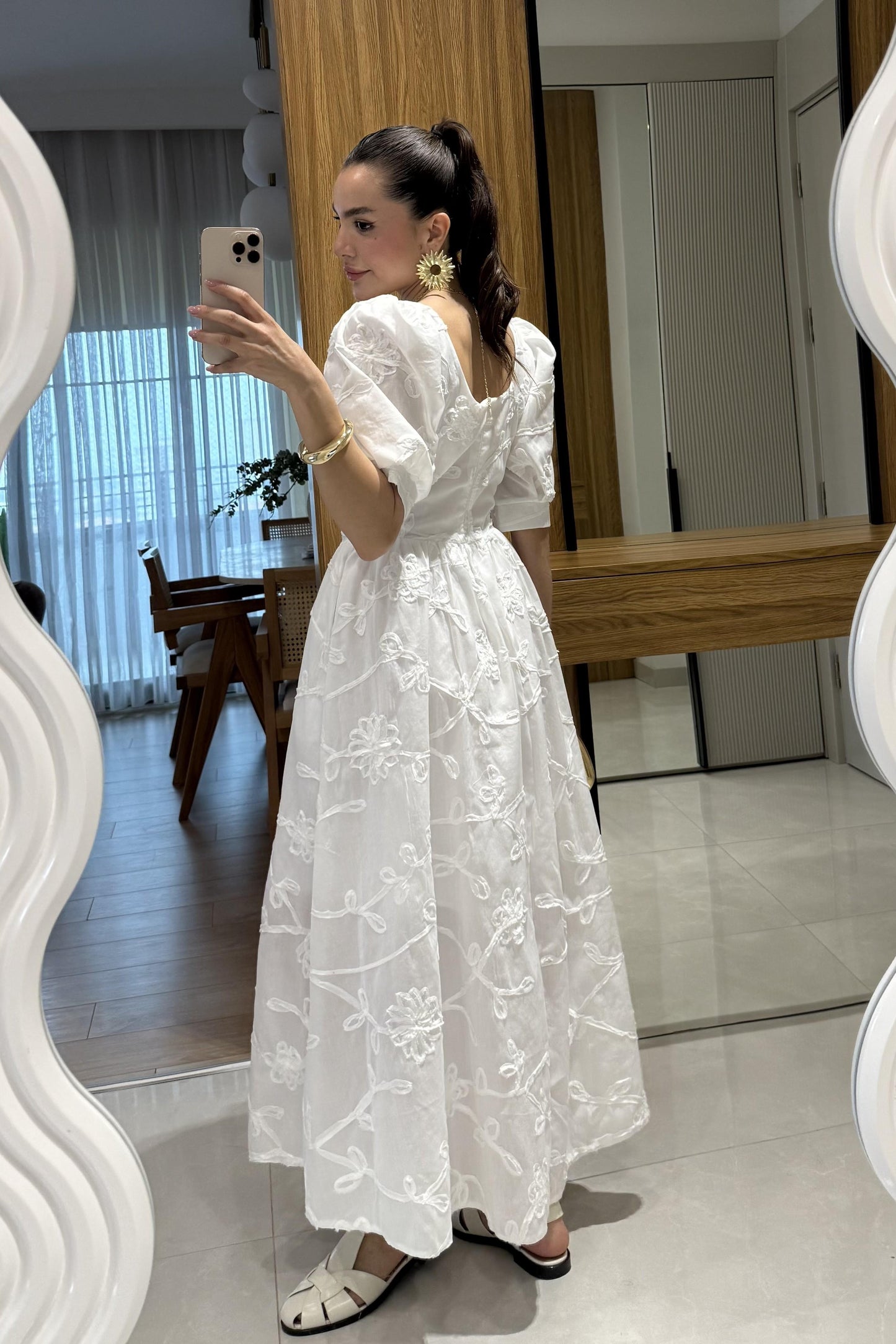 Roselune Beyaz Balon Kol Brode Nakış Elbise