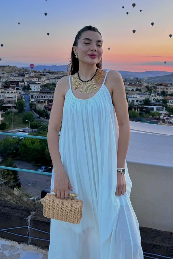 Roseta Askılı Beyaz Elbise