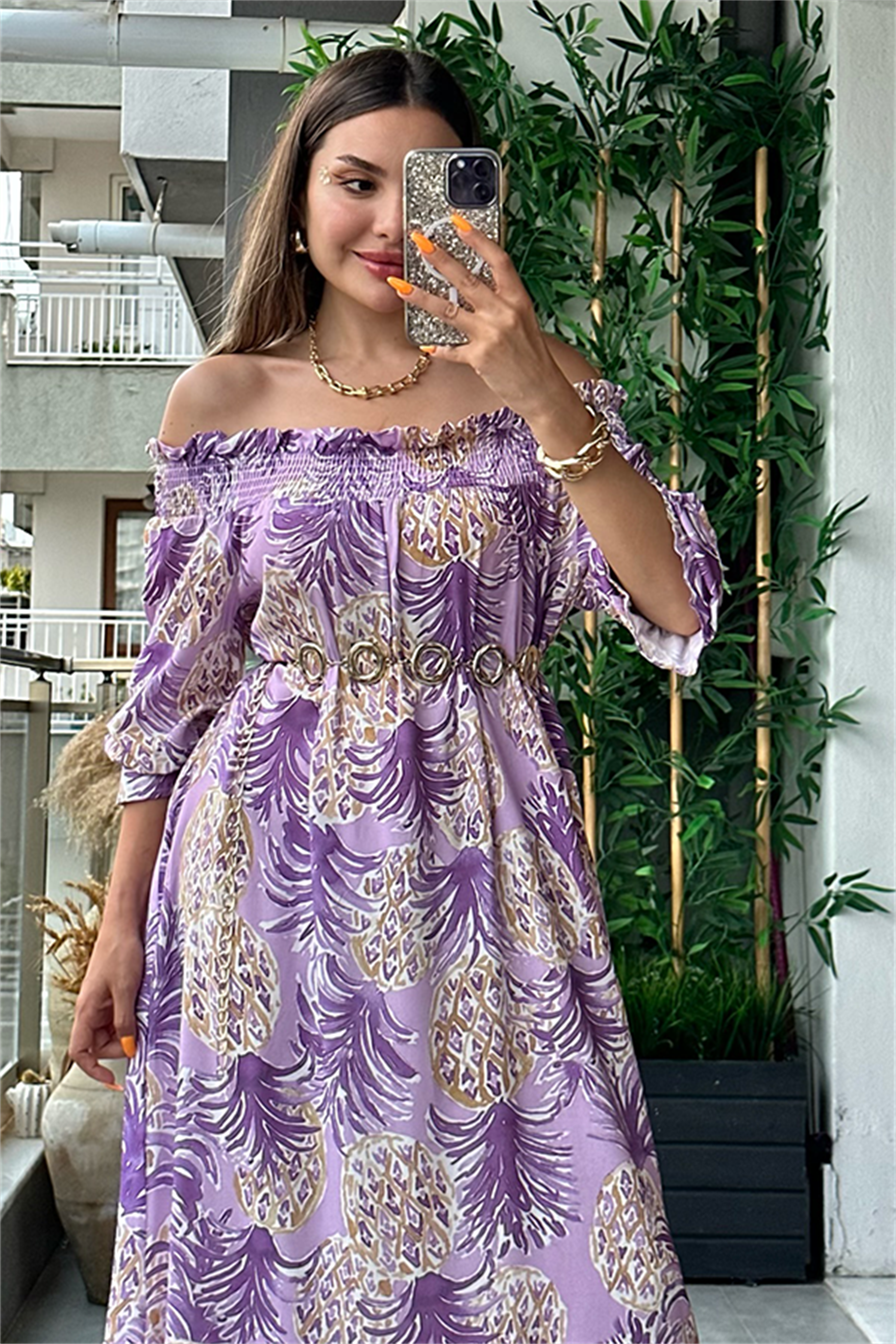 Ruse madonna yaka elbise