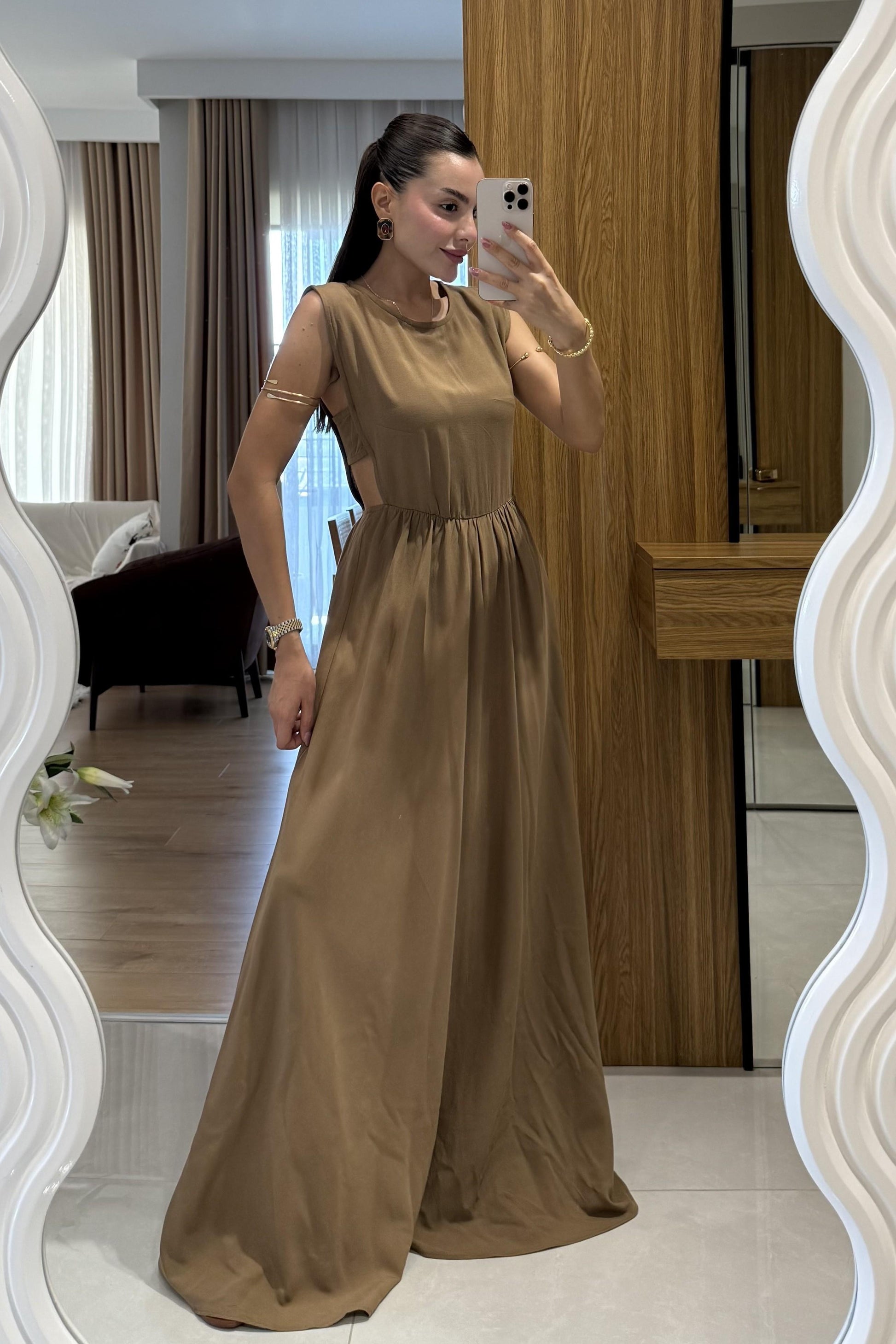 Russia Kahve Yan Dekolteli Keten Elbise