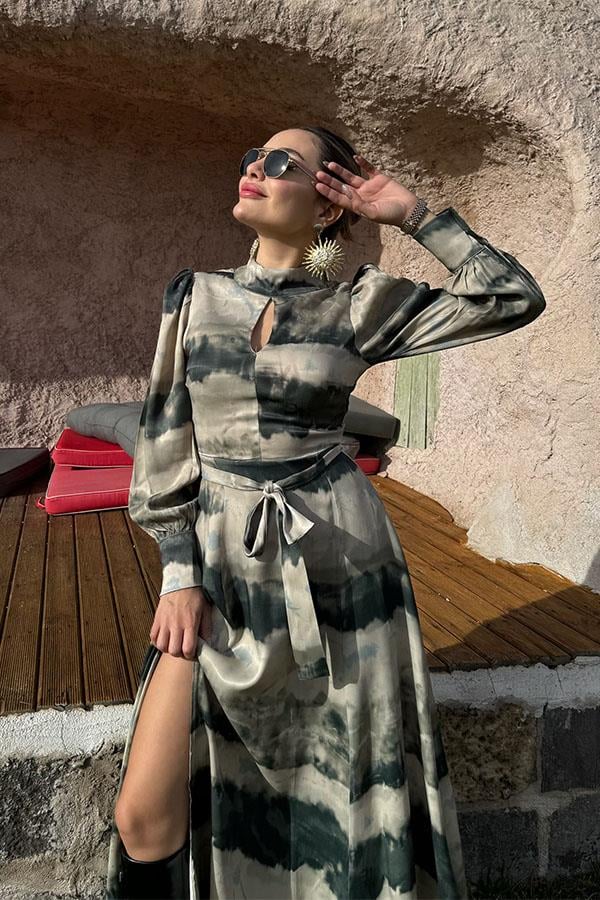 Salia Yeşil Krem Geçişli Elbise